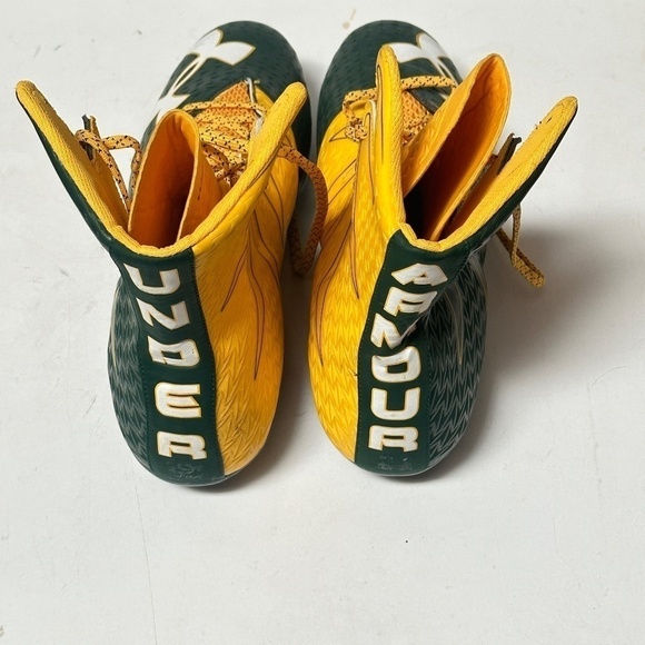 Under Armour Green Yellow Athletic Baseball Sports Training Workout Cleets - Picture 3 of 14